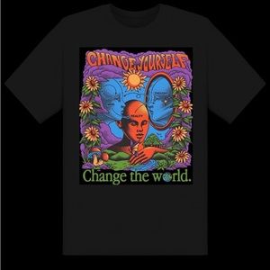 change Yourself graphic tee. 💜